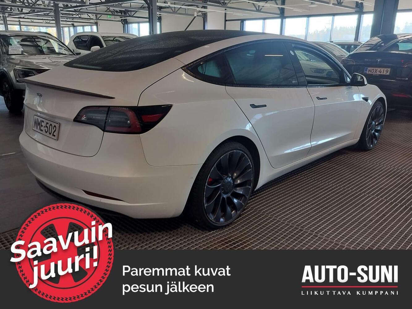 Tesla Model 3 vaihtoauto