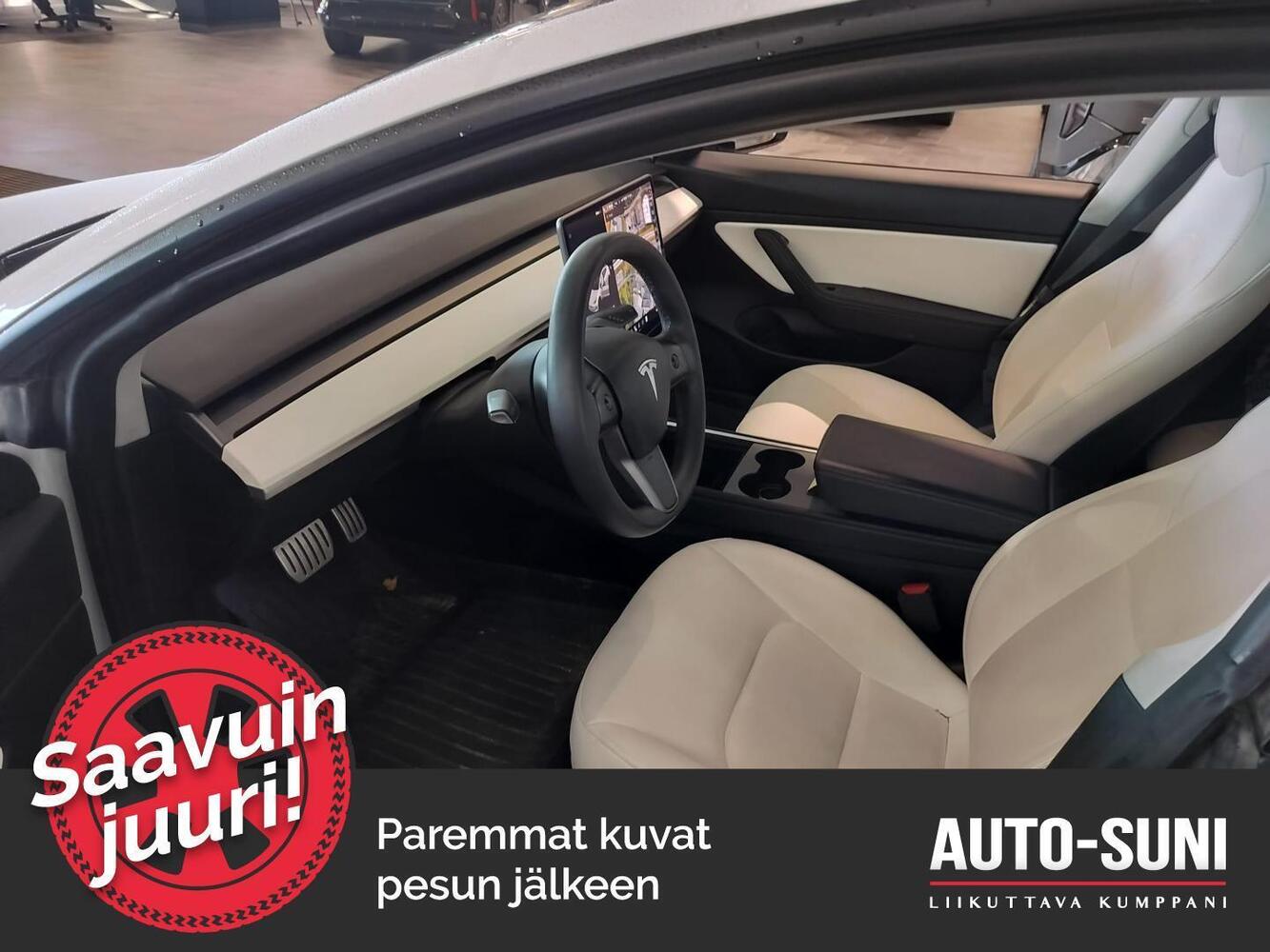 Tesla Model 3 vaihtoauto