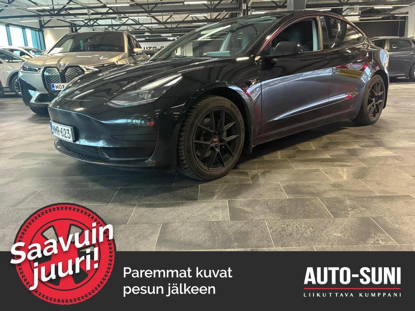 Tesla Model 3 vaihtoauto