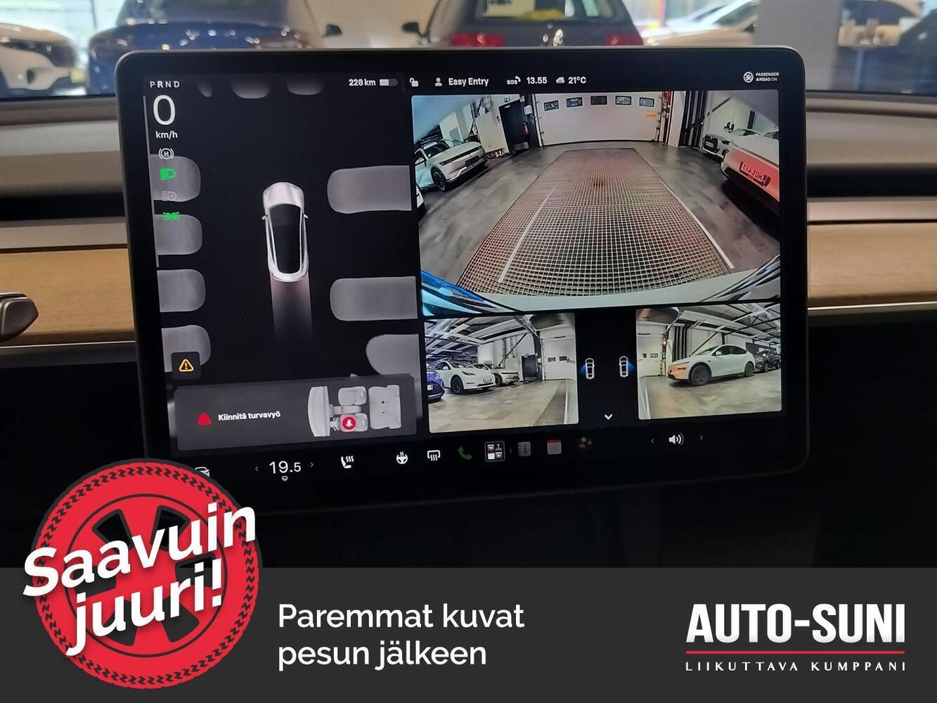 Tesla Model 3 vaihtoauto