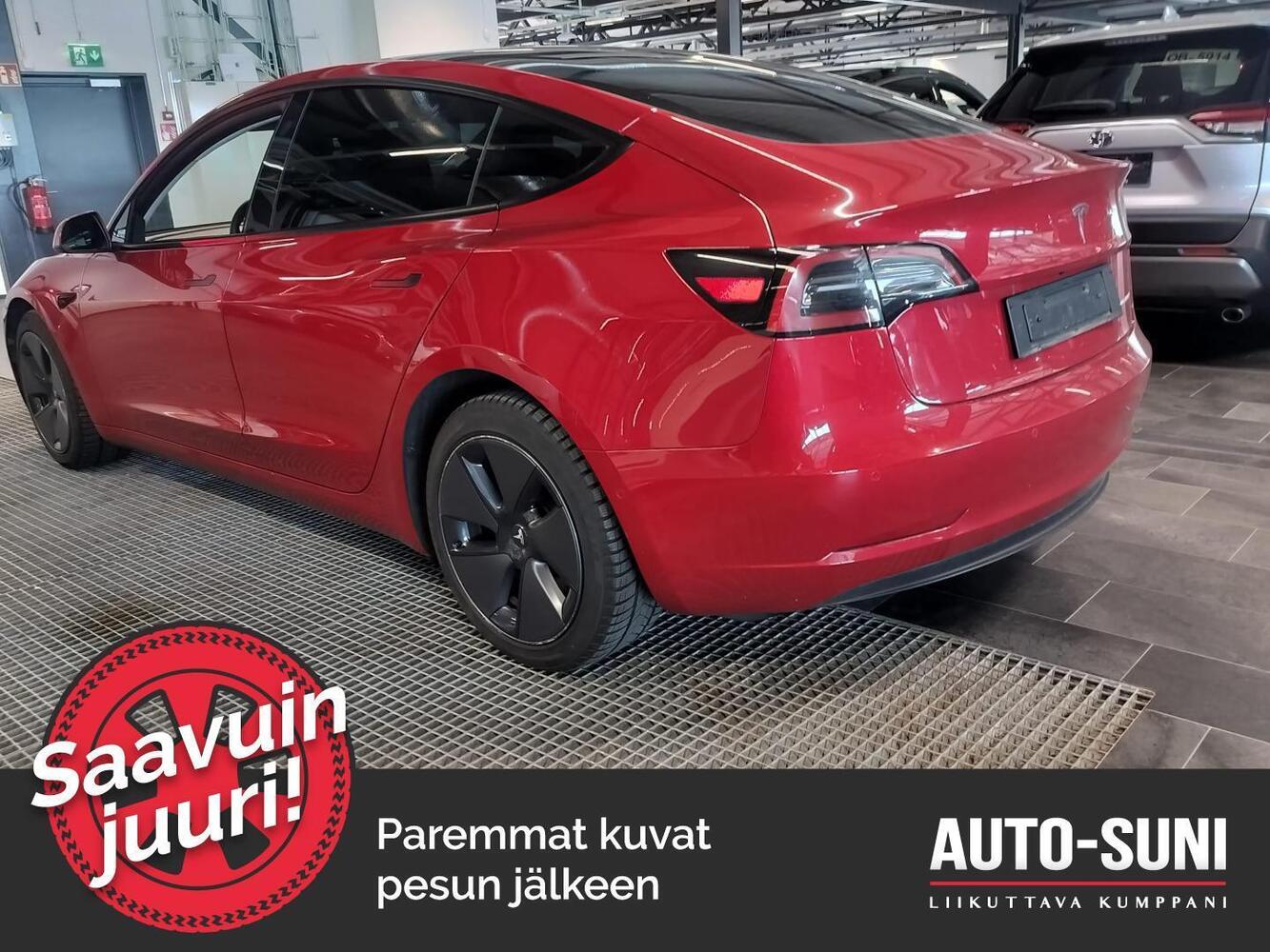 Tesla Model 3 vaihtoauto