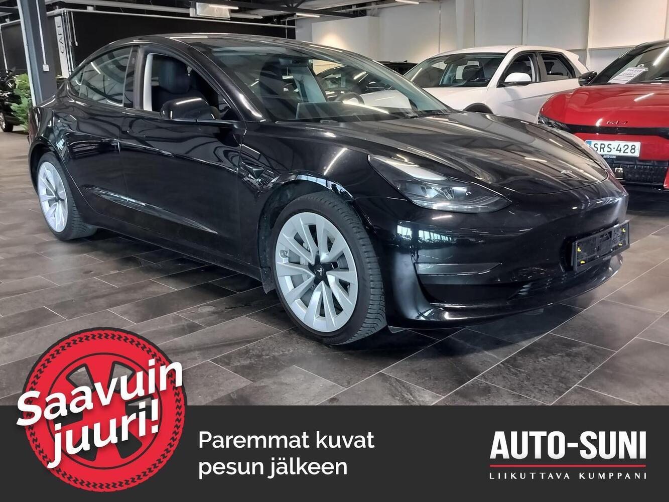Tesla Model 3 vaihtoauto