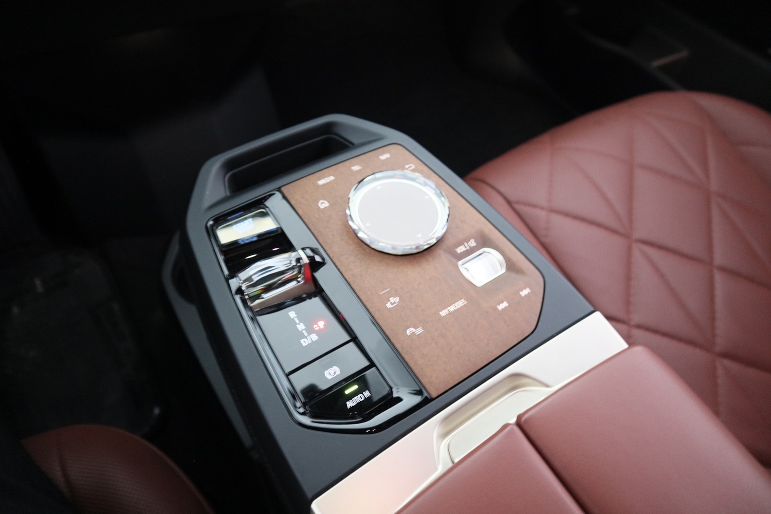 BMW iX vaihtoauto