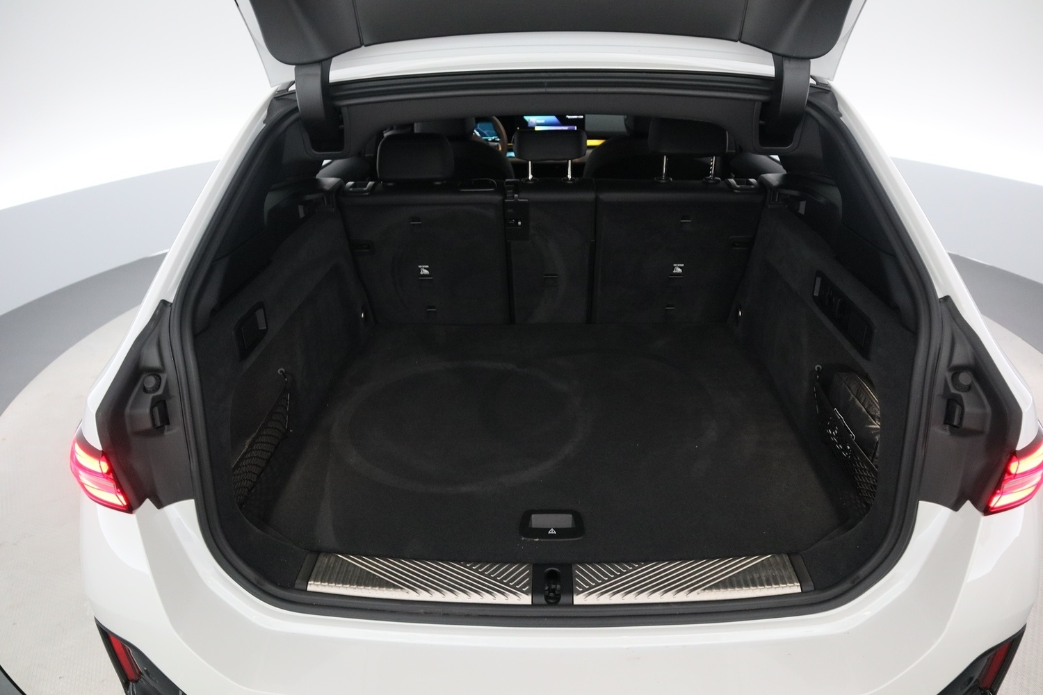 BMW i5 vaihtoauto