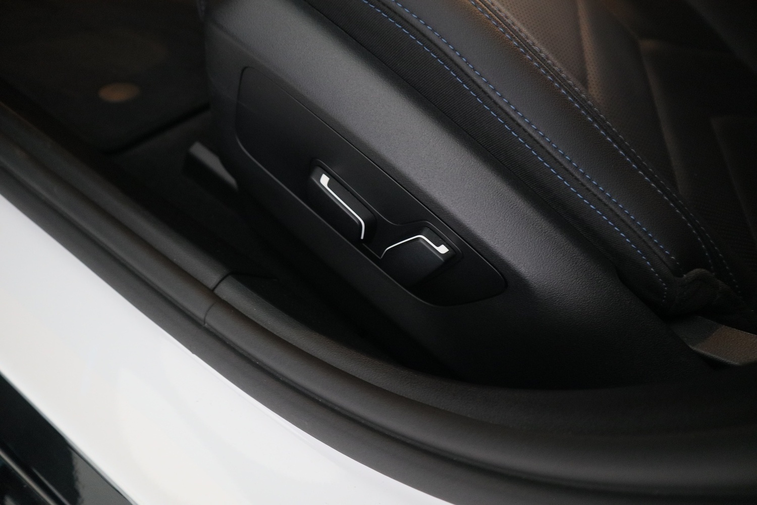 BMW i5 vaihtoauto