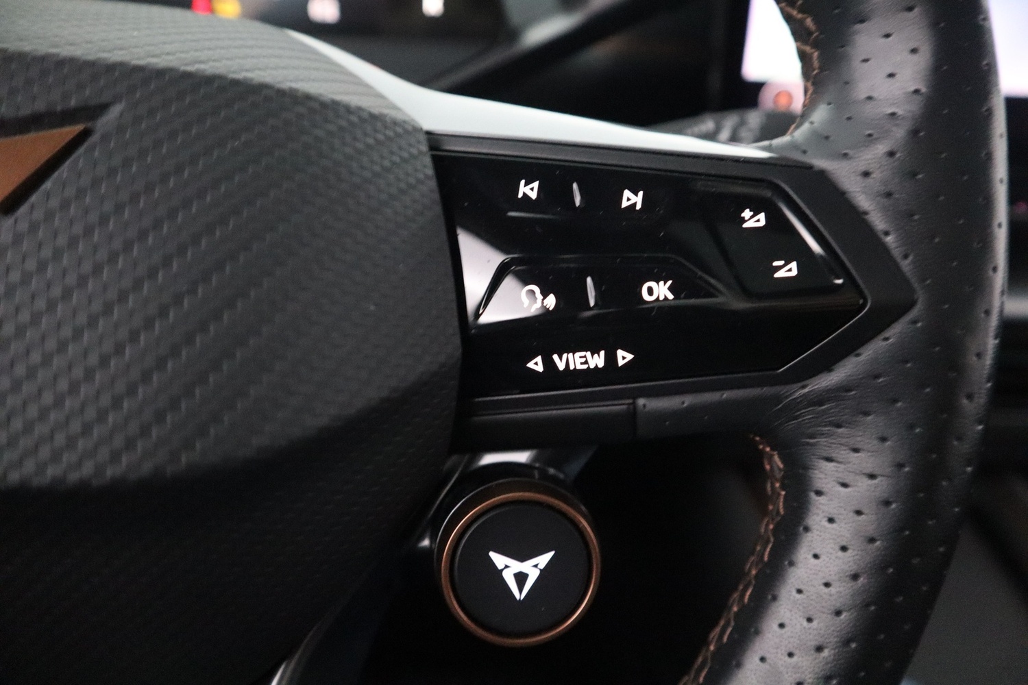 Cupra Born vaihtoauto