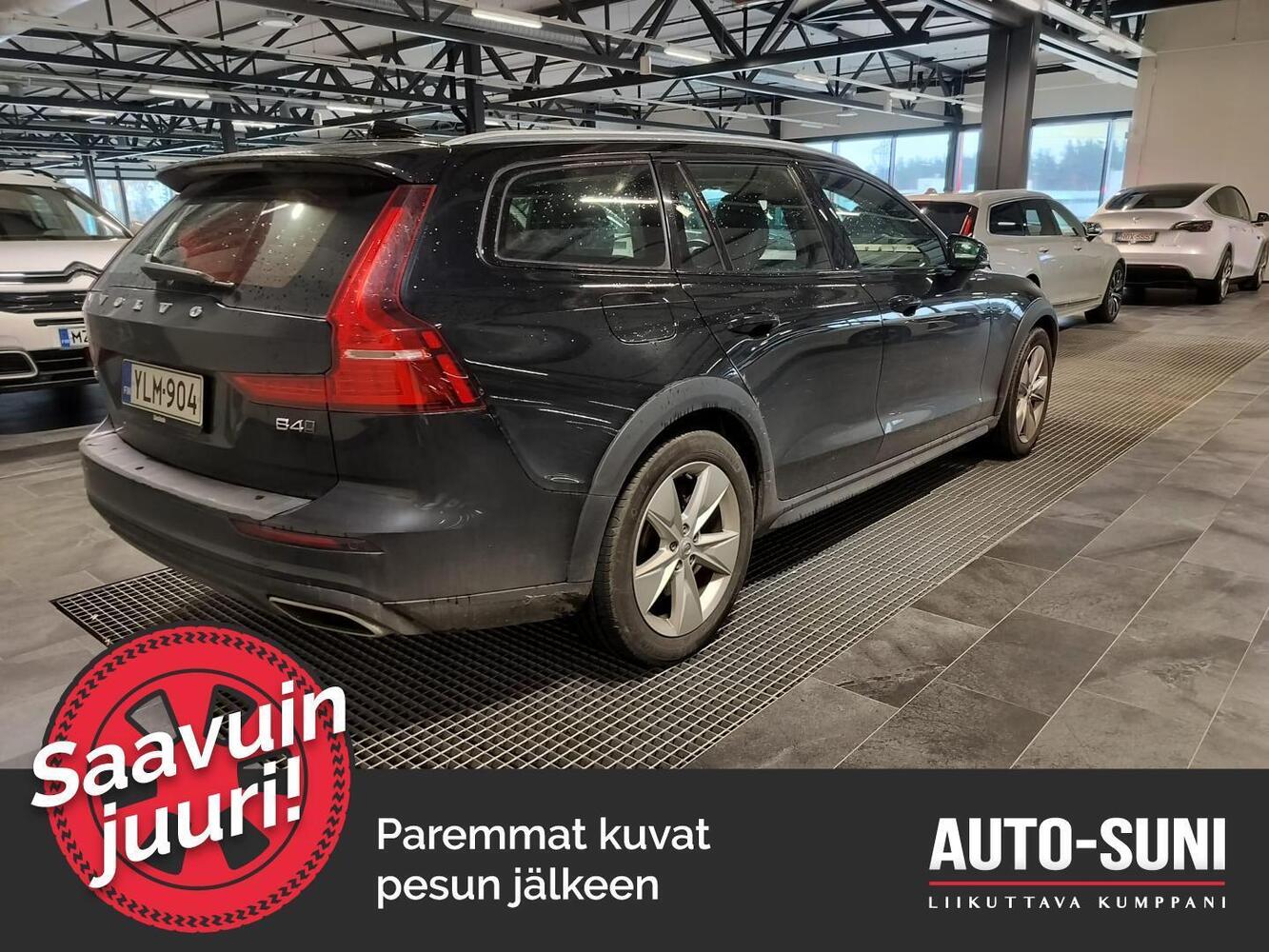 Volvo V60 Cross Country vaihtoauto