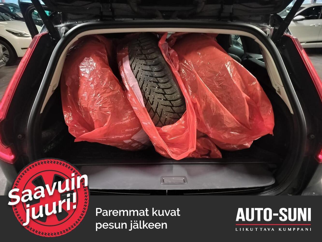 Volvo V60 Cross Country vaihtoauto