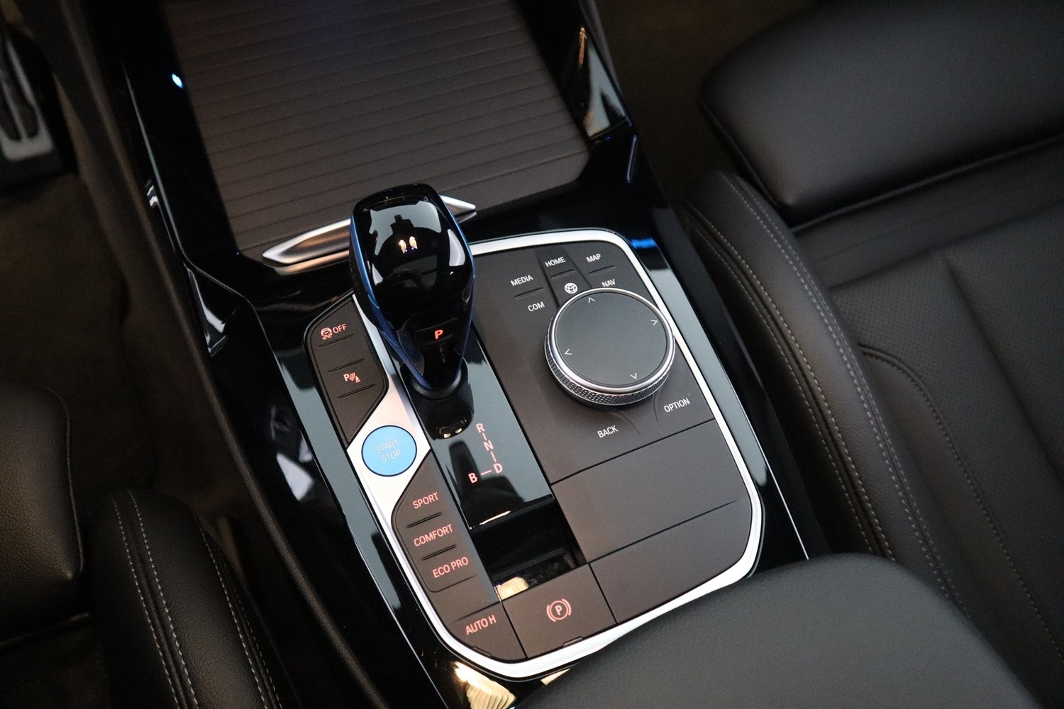 BMW iX3 vaihtoauto