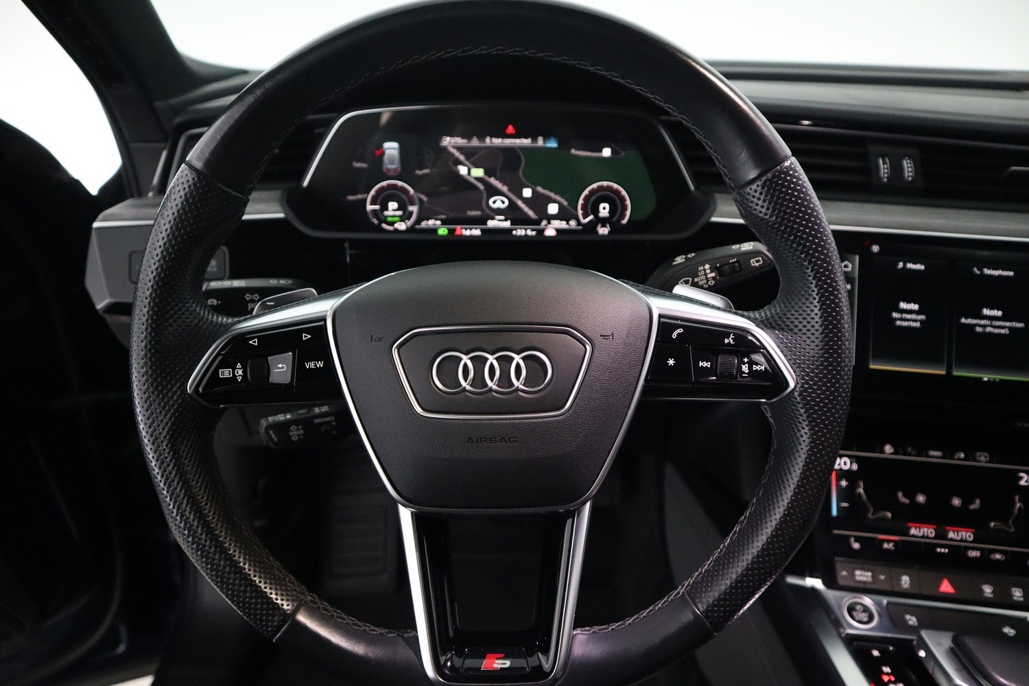 Audi e-tron vaihtoauto