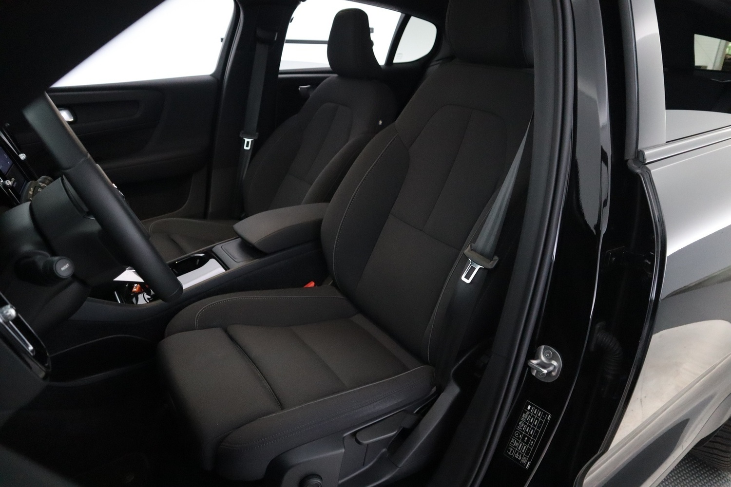 Volvo C40 vaihtoauto