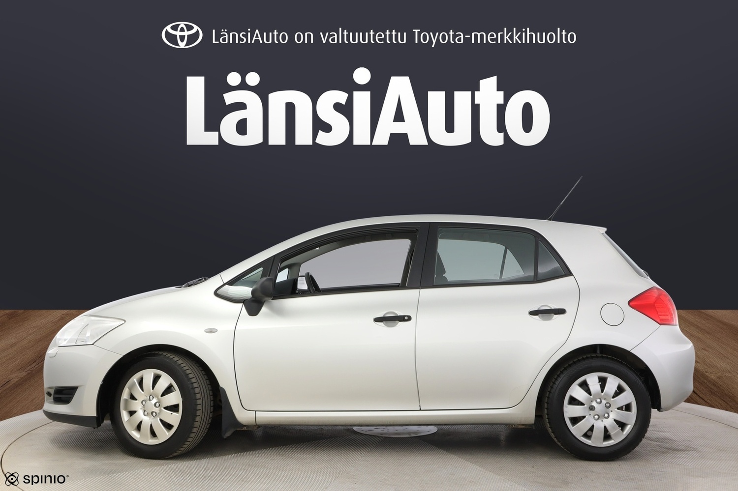 Toyota Auris vaihtoauto