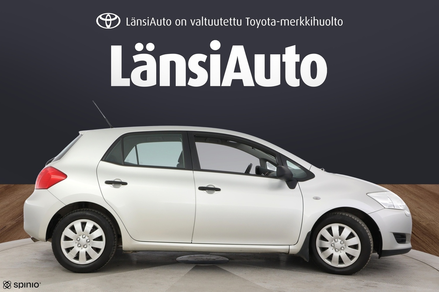 Toyota Auris vaihtoauto