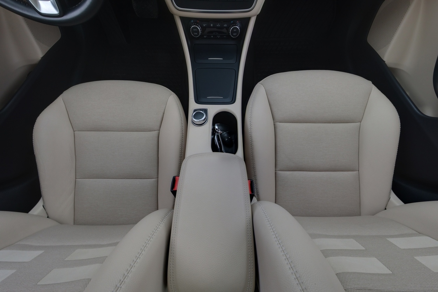 Mercedes-Benz GLA vaihtoauto