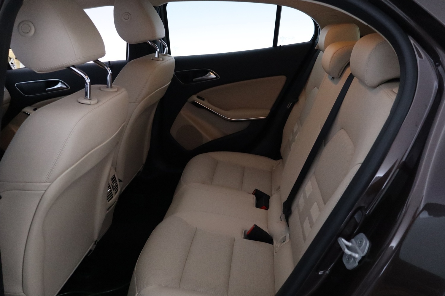 Mercedes-Benz GLA vaihtoauto