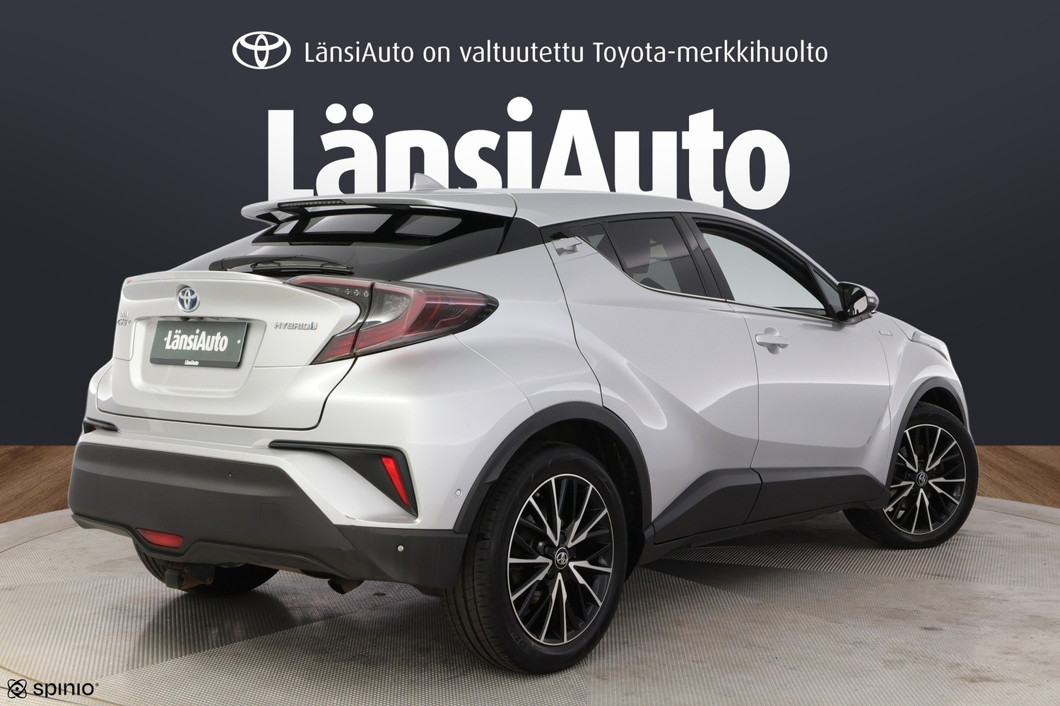 Toyota C-HR vaihtoauto