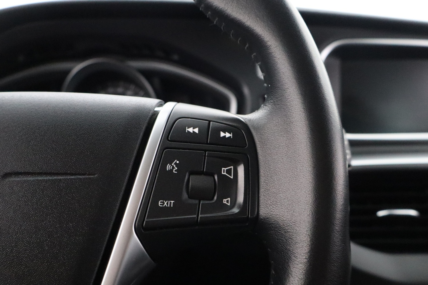 Volvo V40 Cross Country vaihtoauto