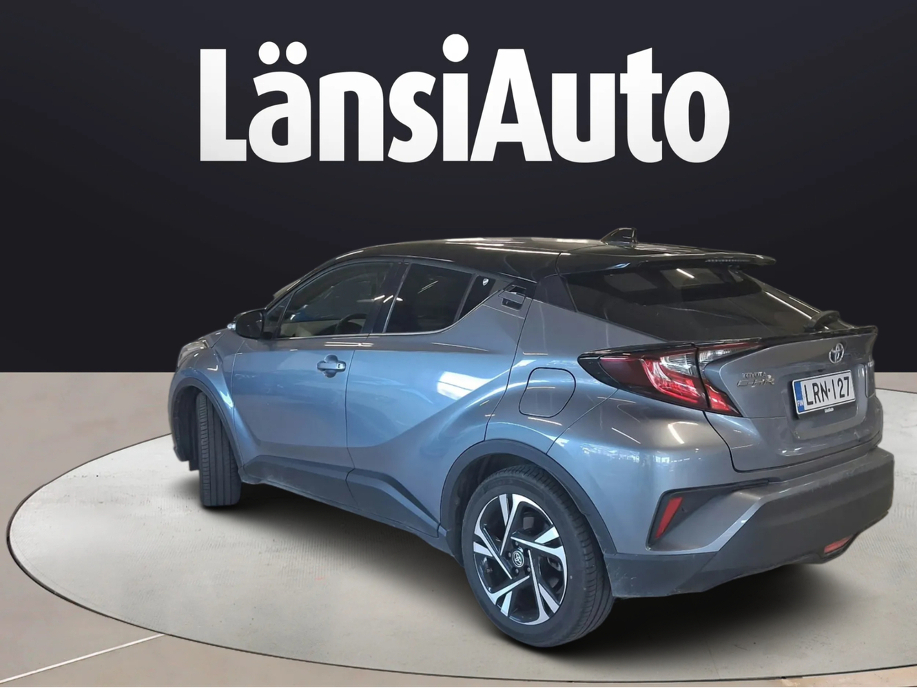 Toyota C-HR vaihtoauto