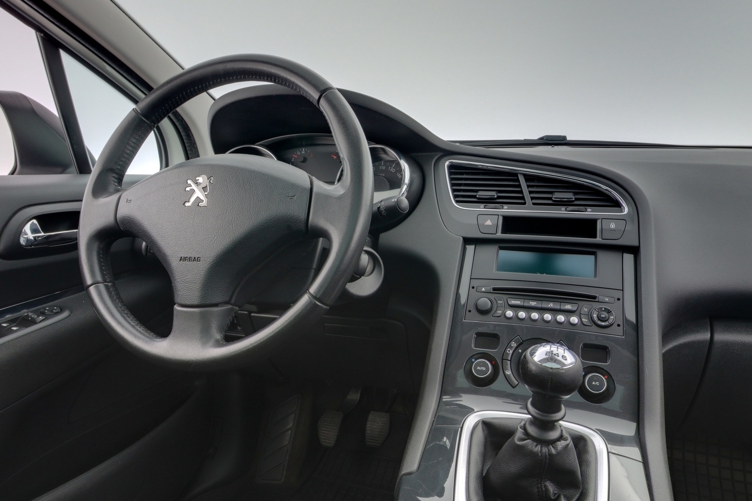 Peugeot 5008 vaihtoauto