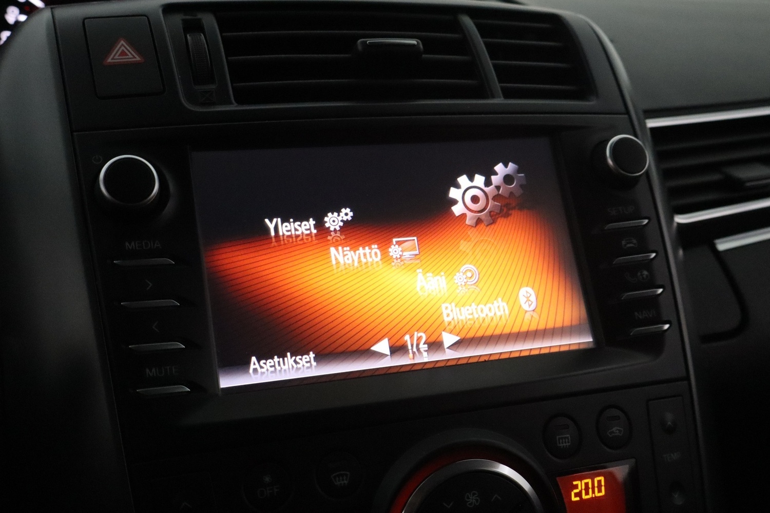 Toyota Verso vaihtoauto