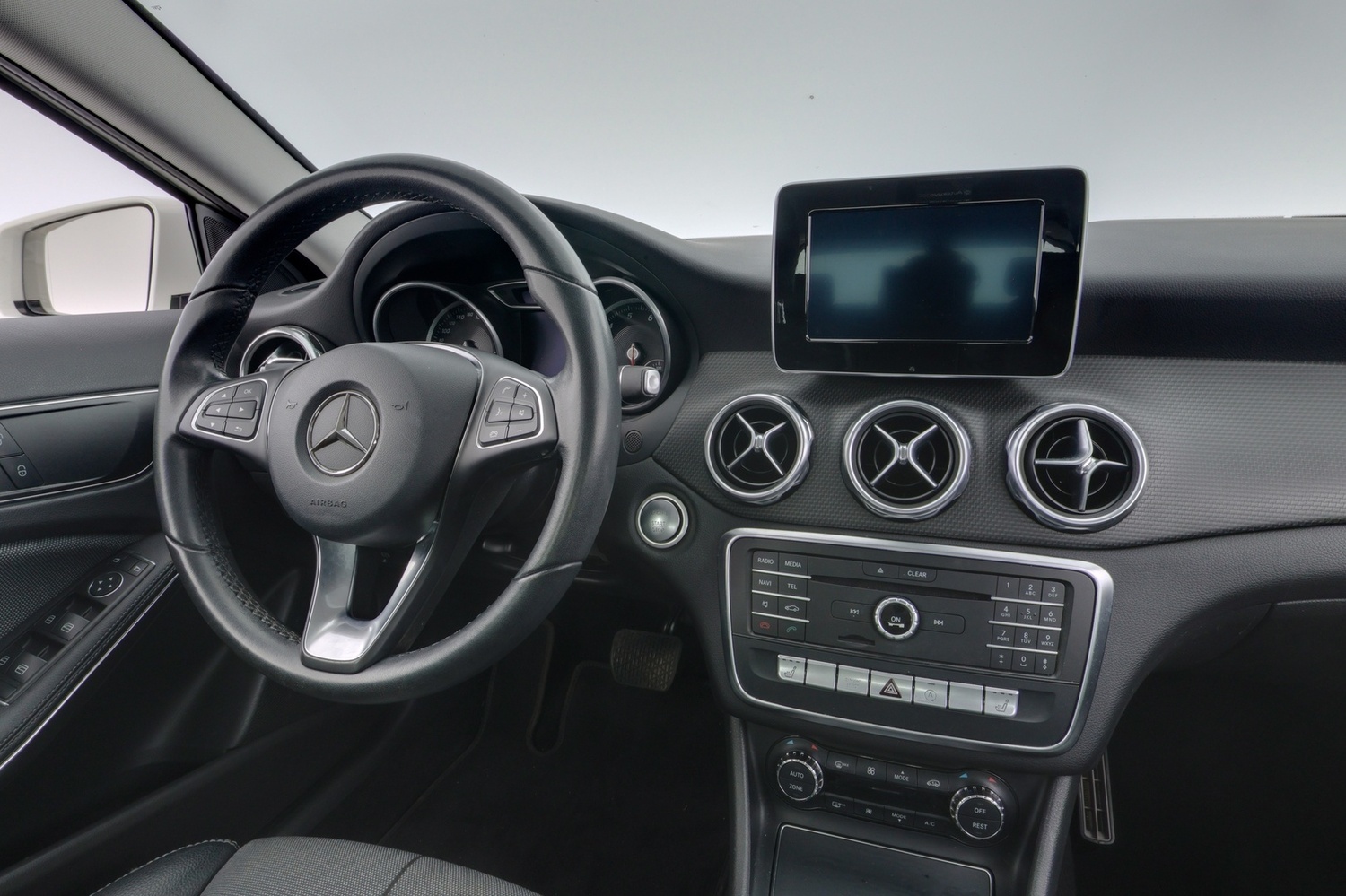 Mercedes-Benz GLA vaihtoauto