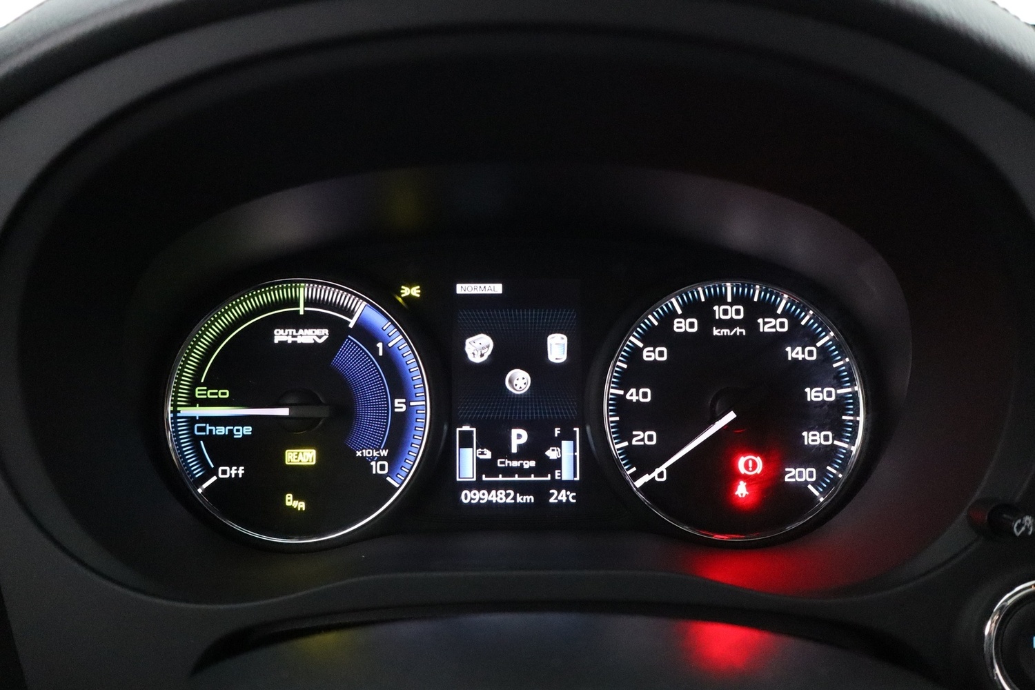 Mitsubishi Outlander PHEV vaihtoauto