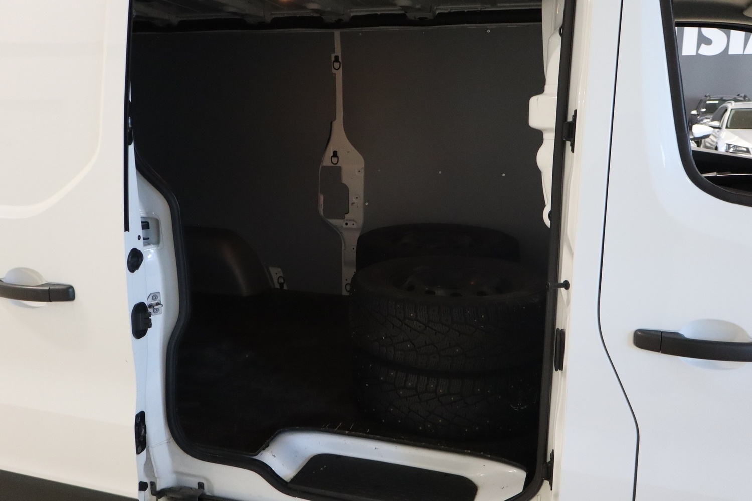 Renault Trafic vaihtoauto