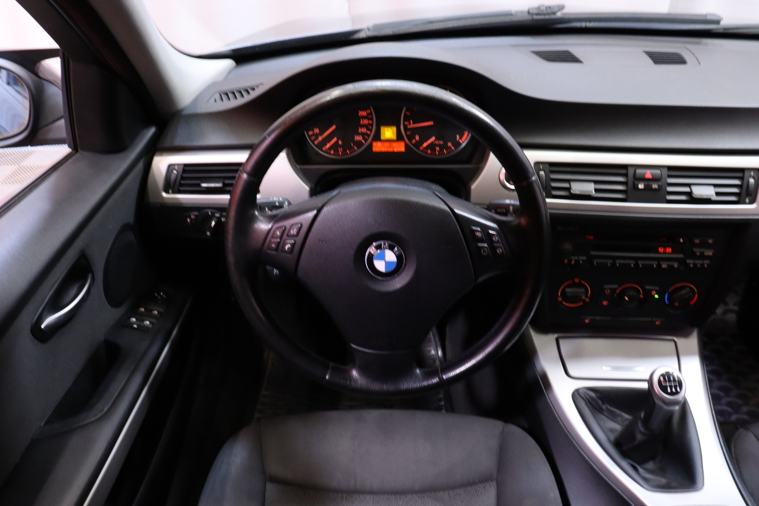 BMW 318 vaihtoauto
