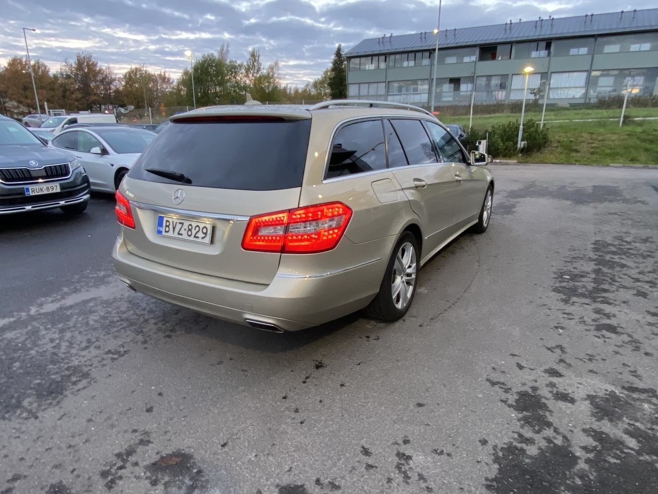 Mercedes-Benz E vaihtoauto