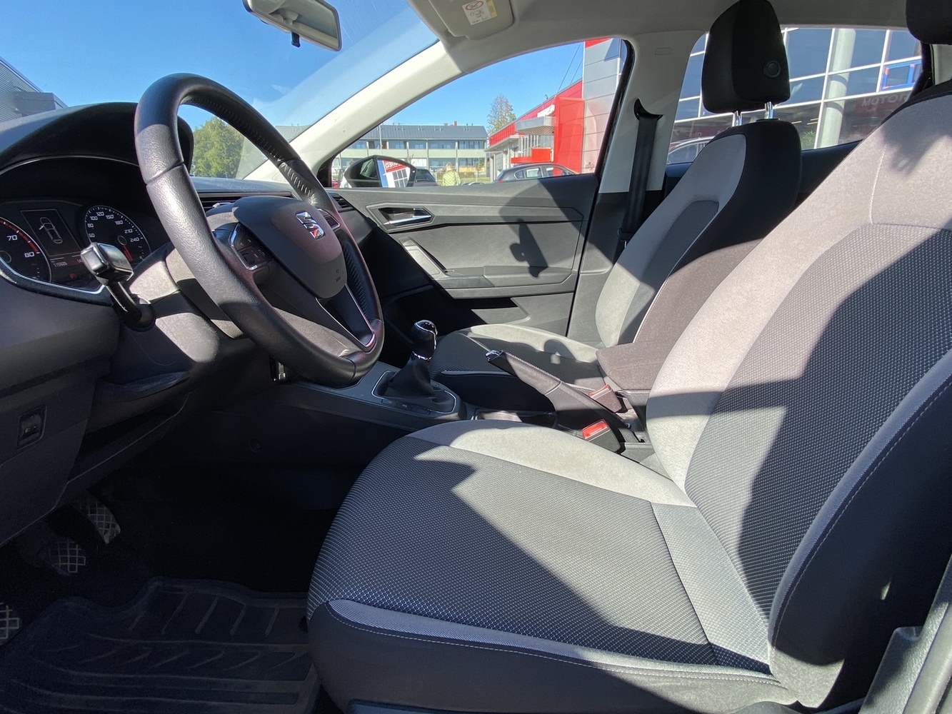 SEAT Ibiza vaihtoauto