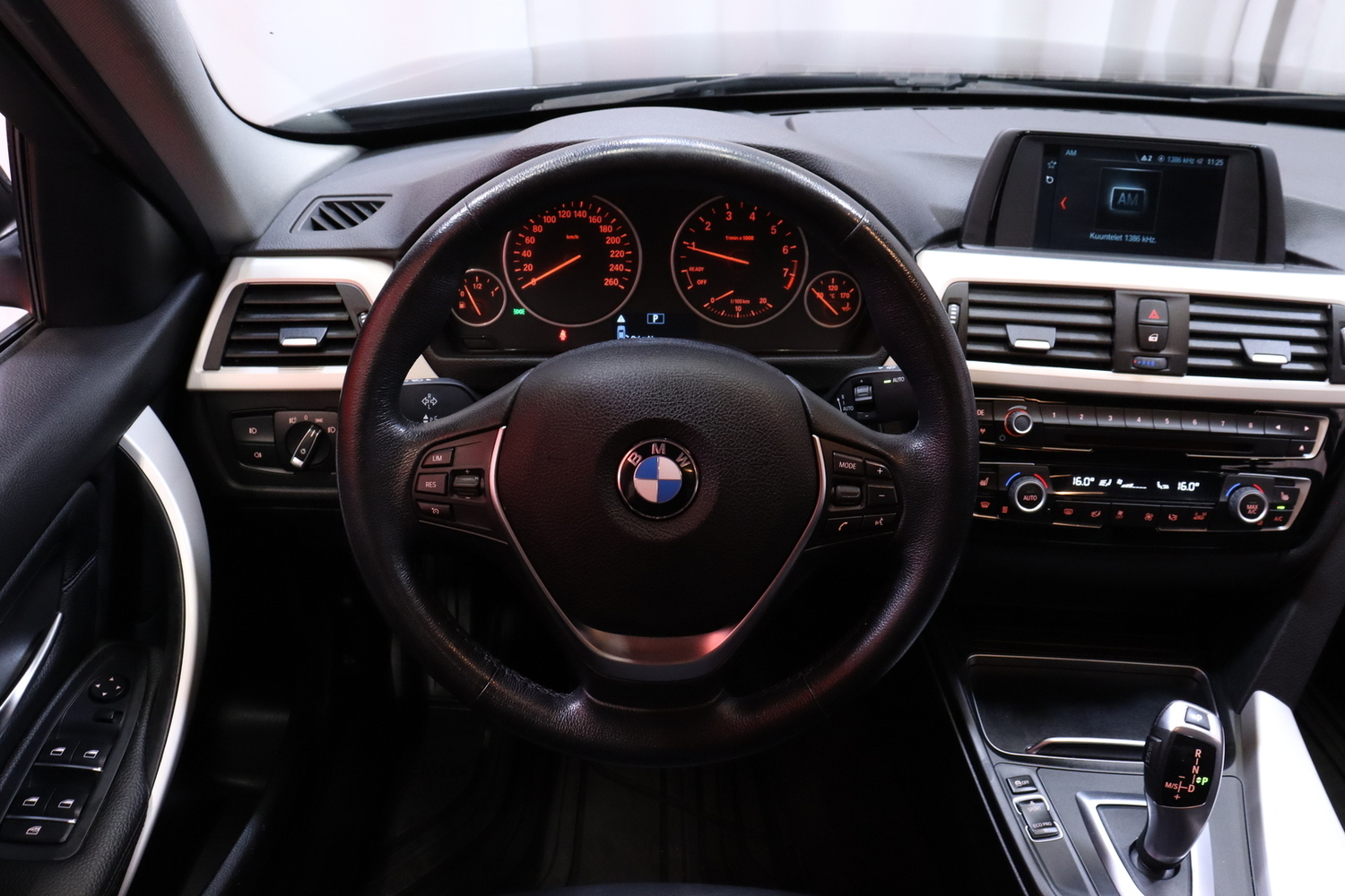 BMW 318 vaihtoauto