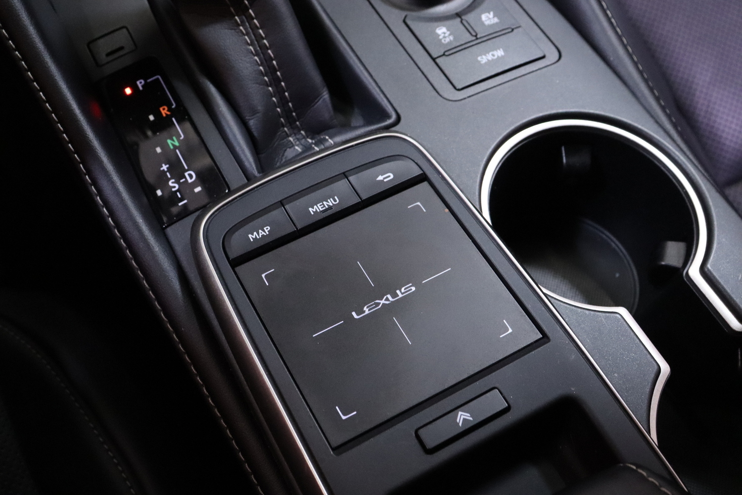 Lexus RC vaihtoauto
