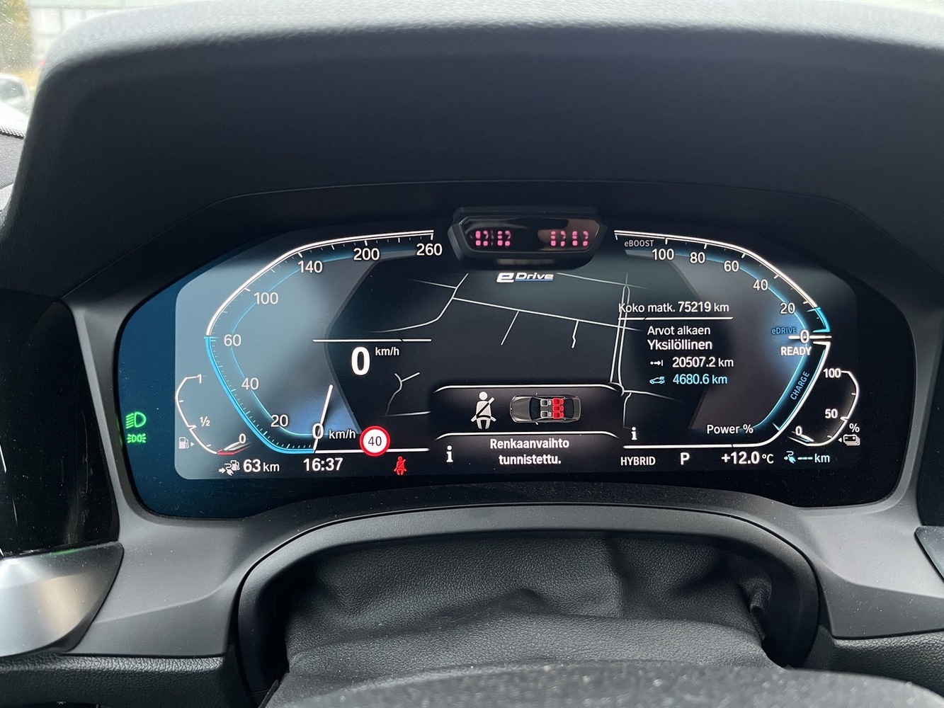 BMW 330 vaihtoauto