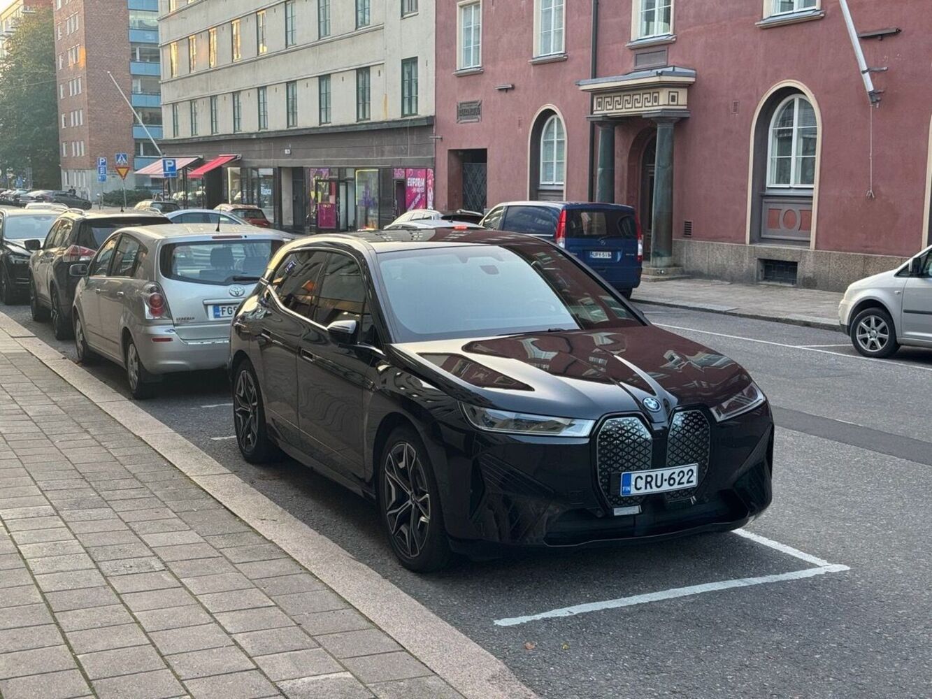 BMW iX vaihtoauto