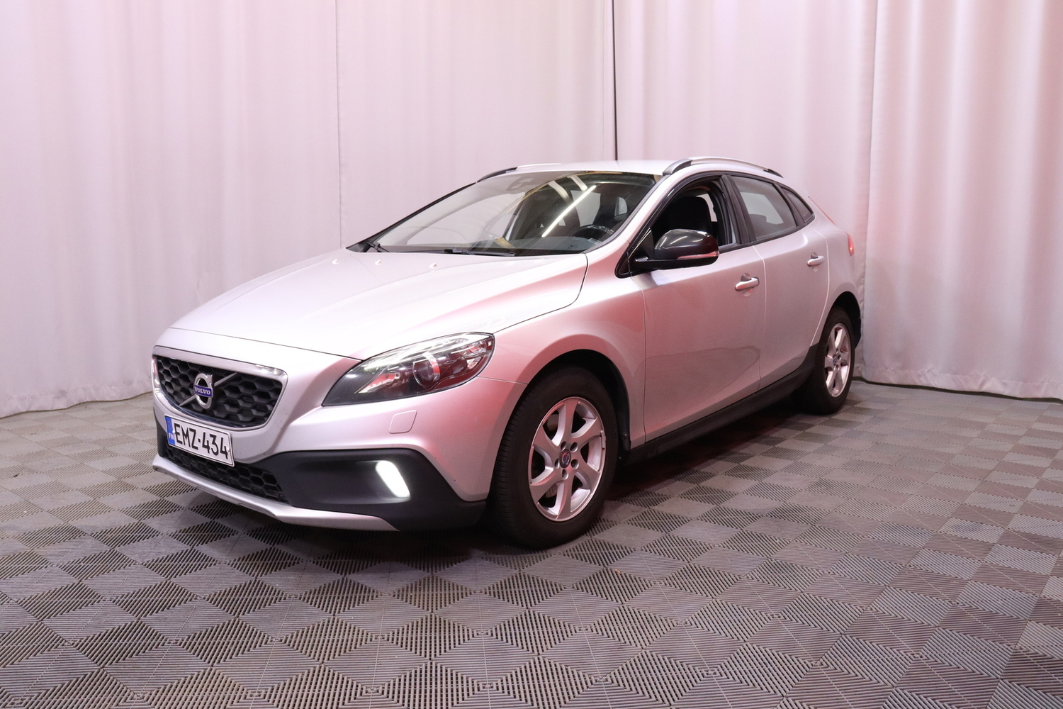 Volvo V40 Cross Country vaihtoauto