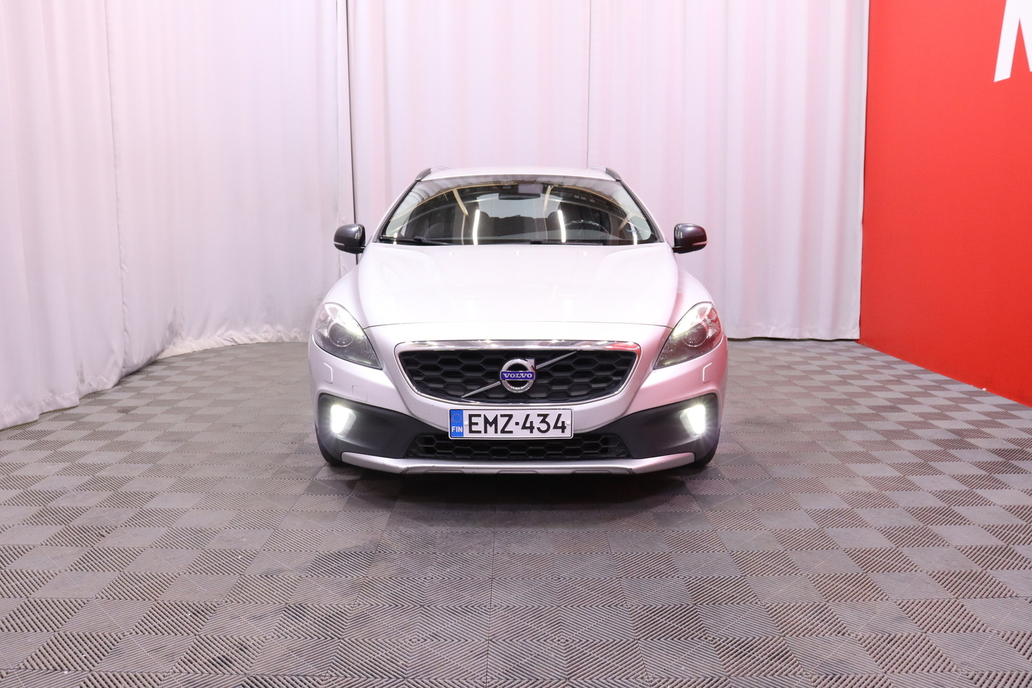 Volvo V40 Cross Country vaihtoauto