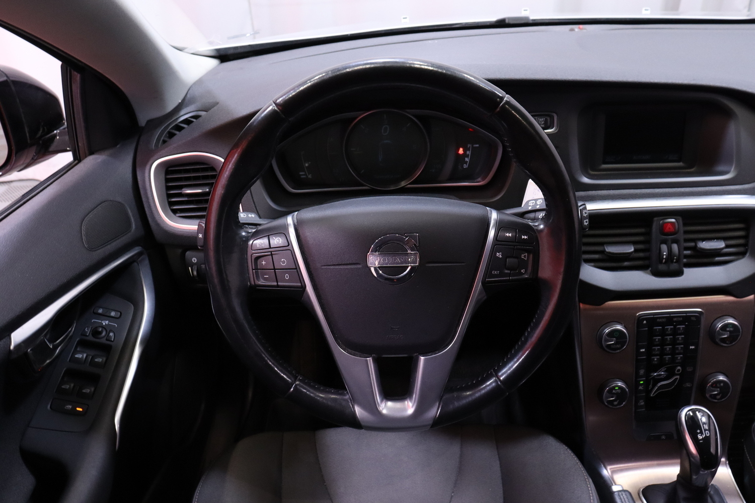 Volvo V40 Cross Country vaihtoauto