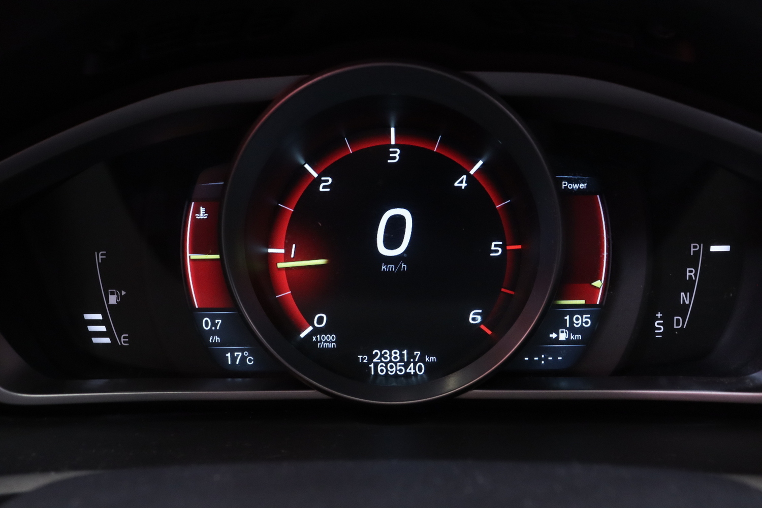 Volvo V40 Cross Country vaihtoauto