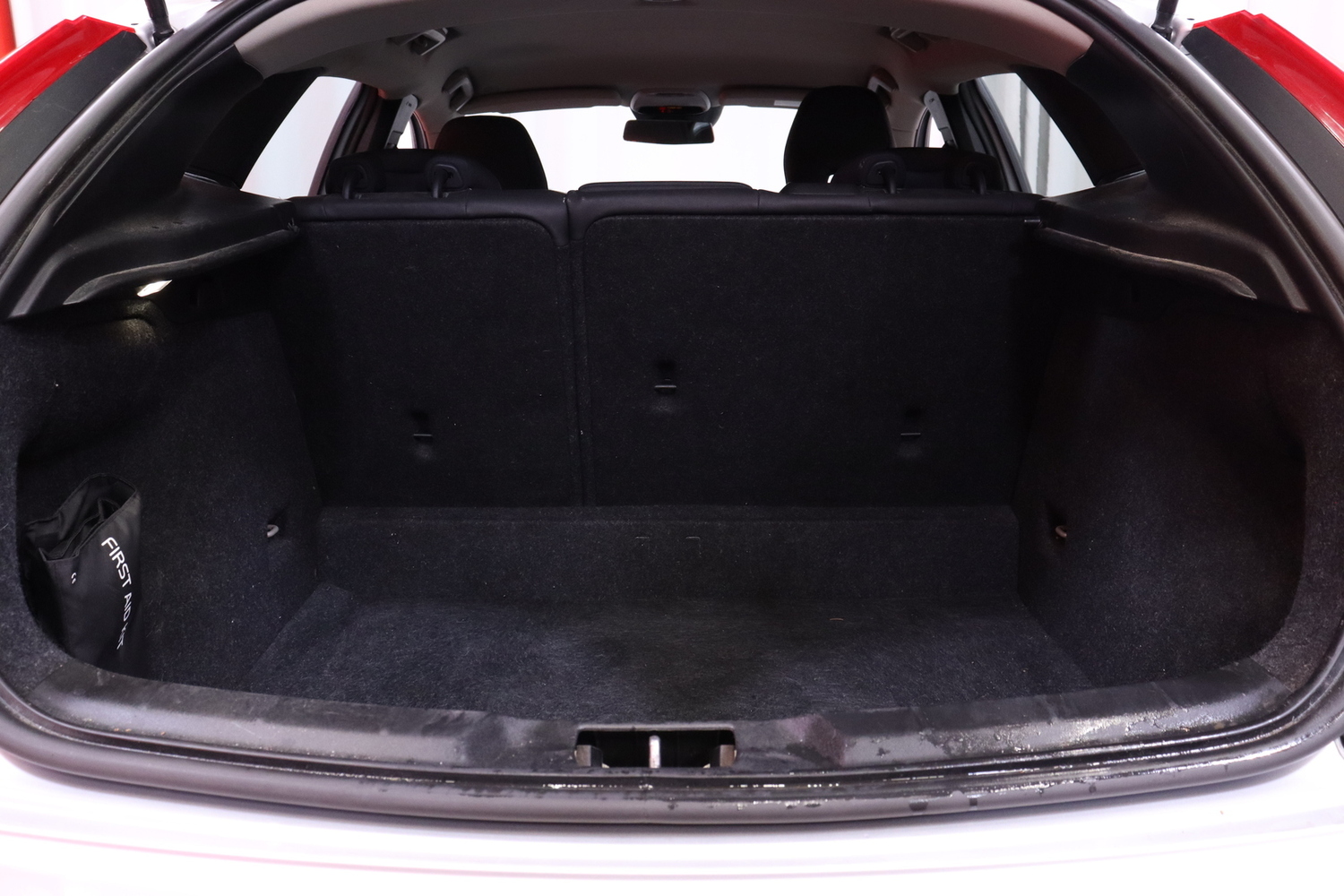 Volvo V40 Cross Country vaihtoauto