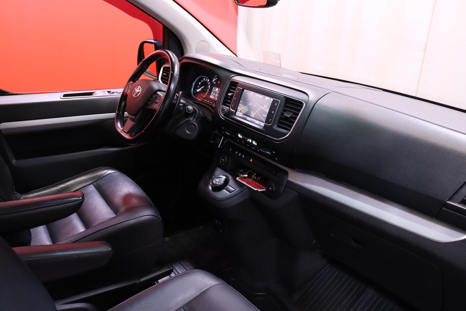 Toyota Proace Verso vaihtoauto