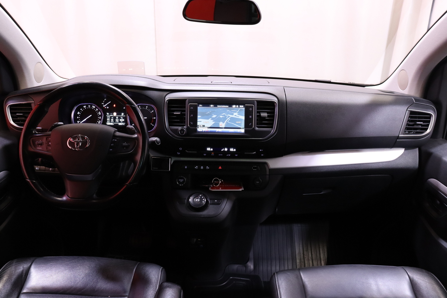 Toyota Proace Verso vaihtoauto