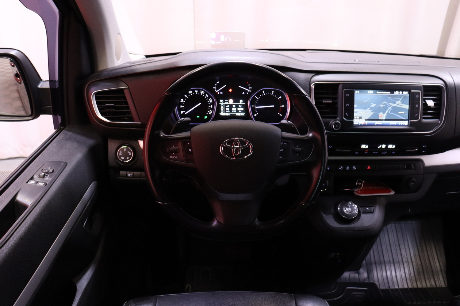 Toyota Proace Verso vaihtoauto