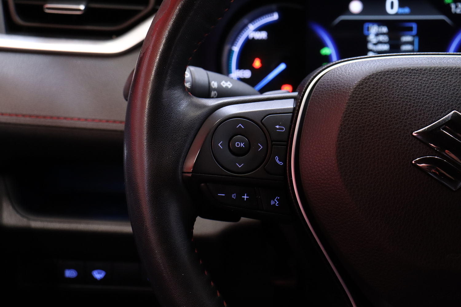 Suzuki Across vaihtoauto