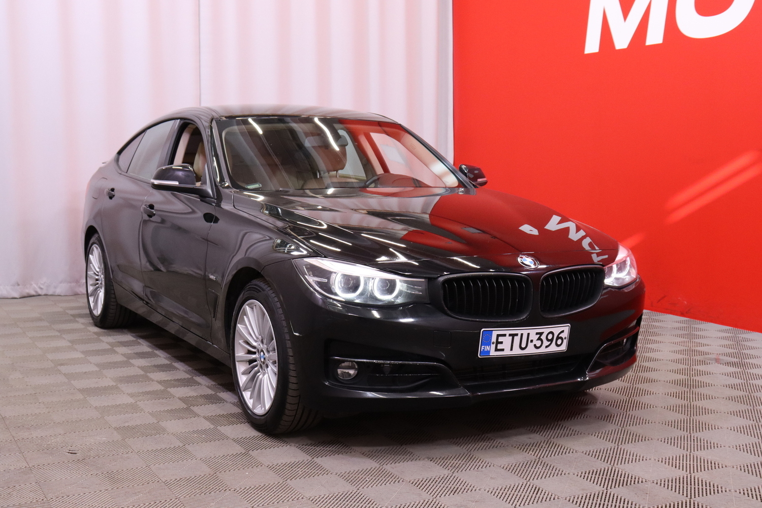 BMW 320 vaihtoauto