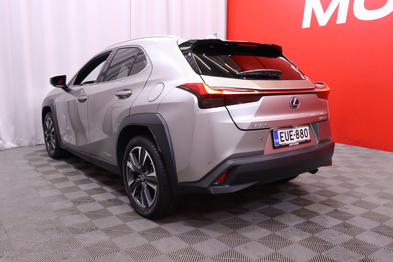 Lexus UX vaihtoauto