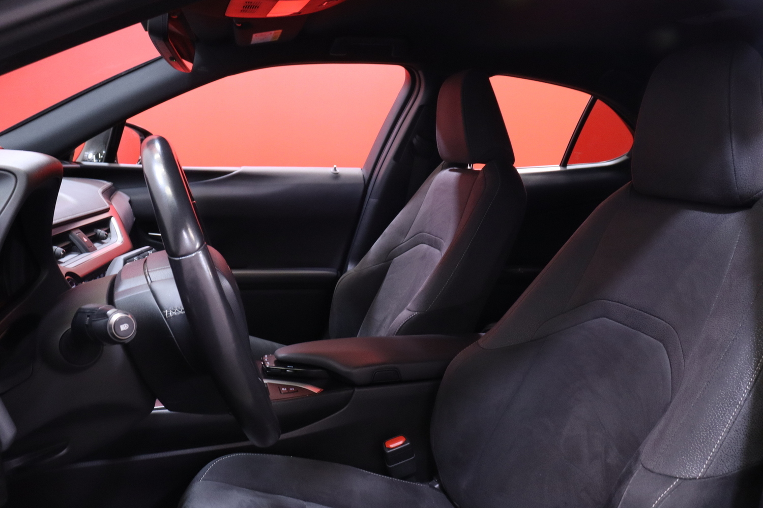 Lexus UX vaihtoauto