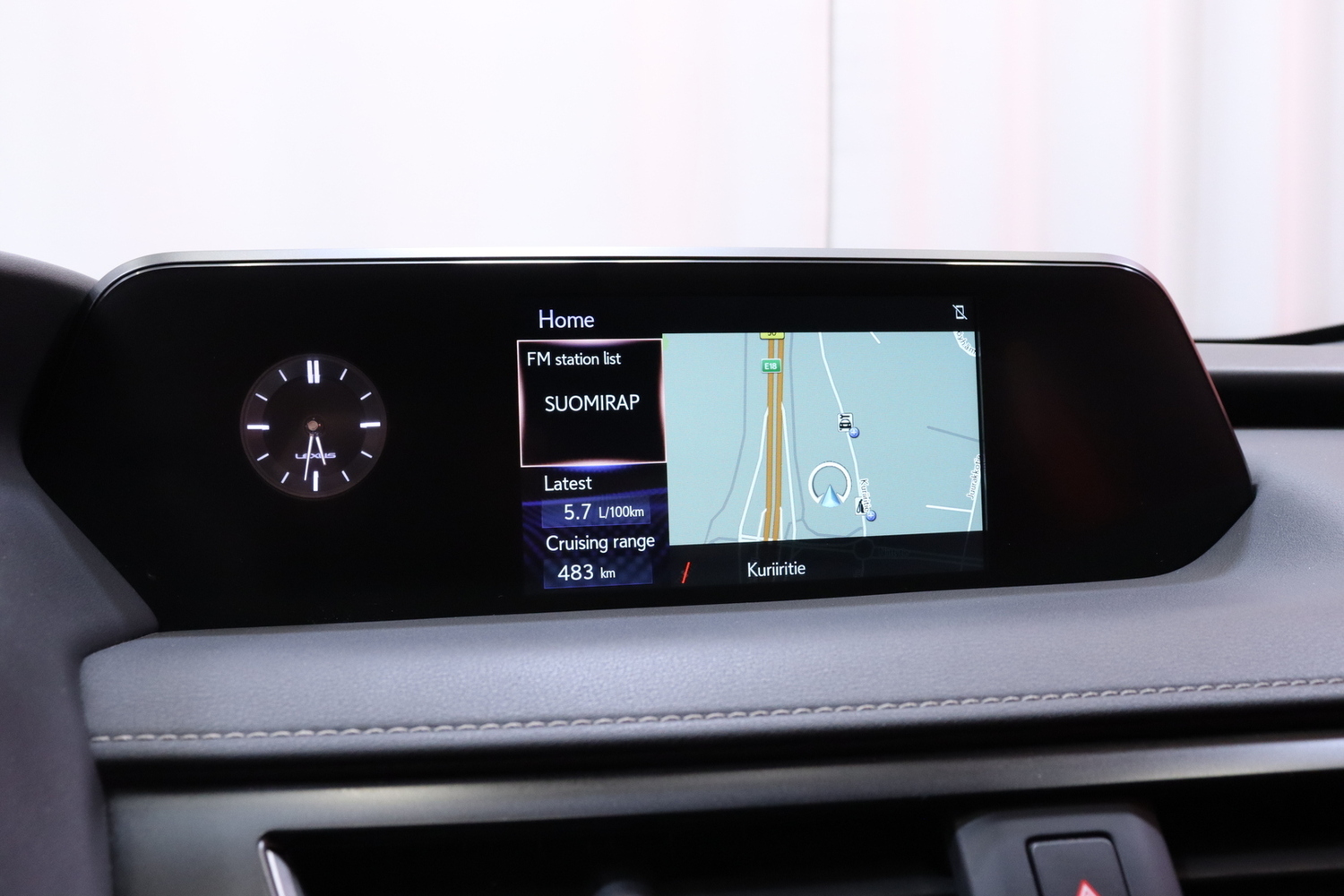 Lexus UX vaihtoauto