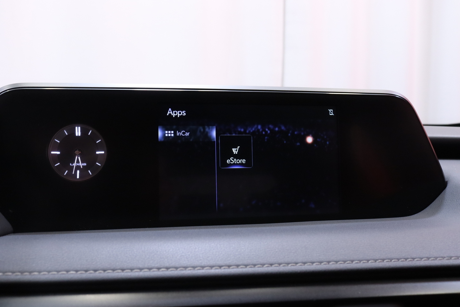 Lexus UX vaihtoauto