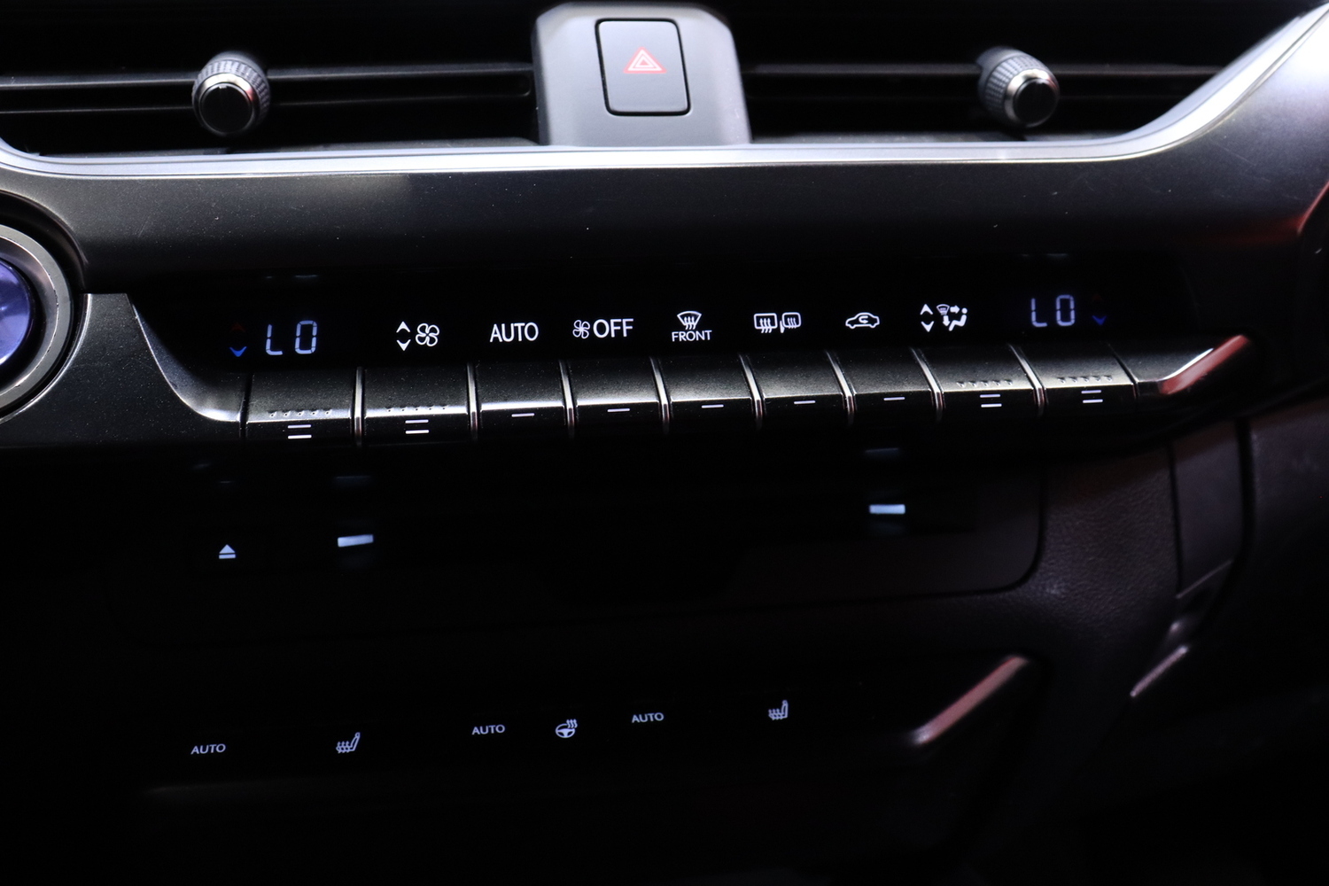 Lexus UX vaihtoauto