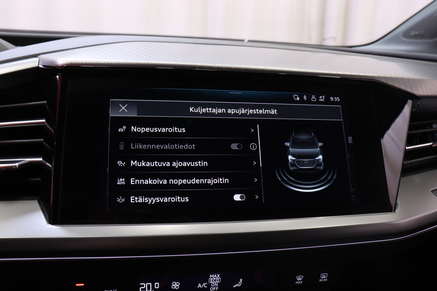 Audi Q4 e-tron vaihtoauto
